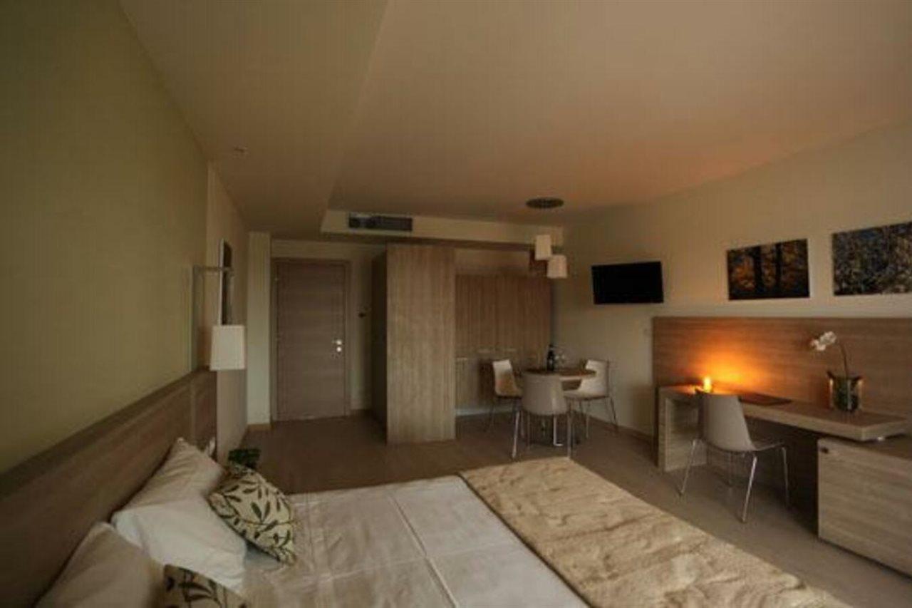 Turin Airport Hotel & Residence San Francesco al Campo Esterno foto